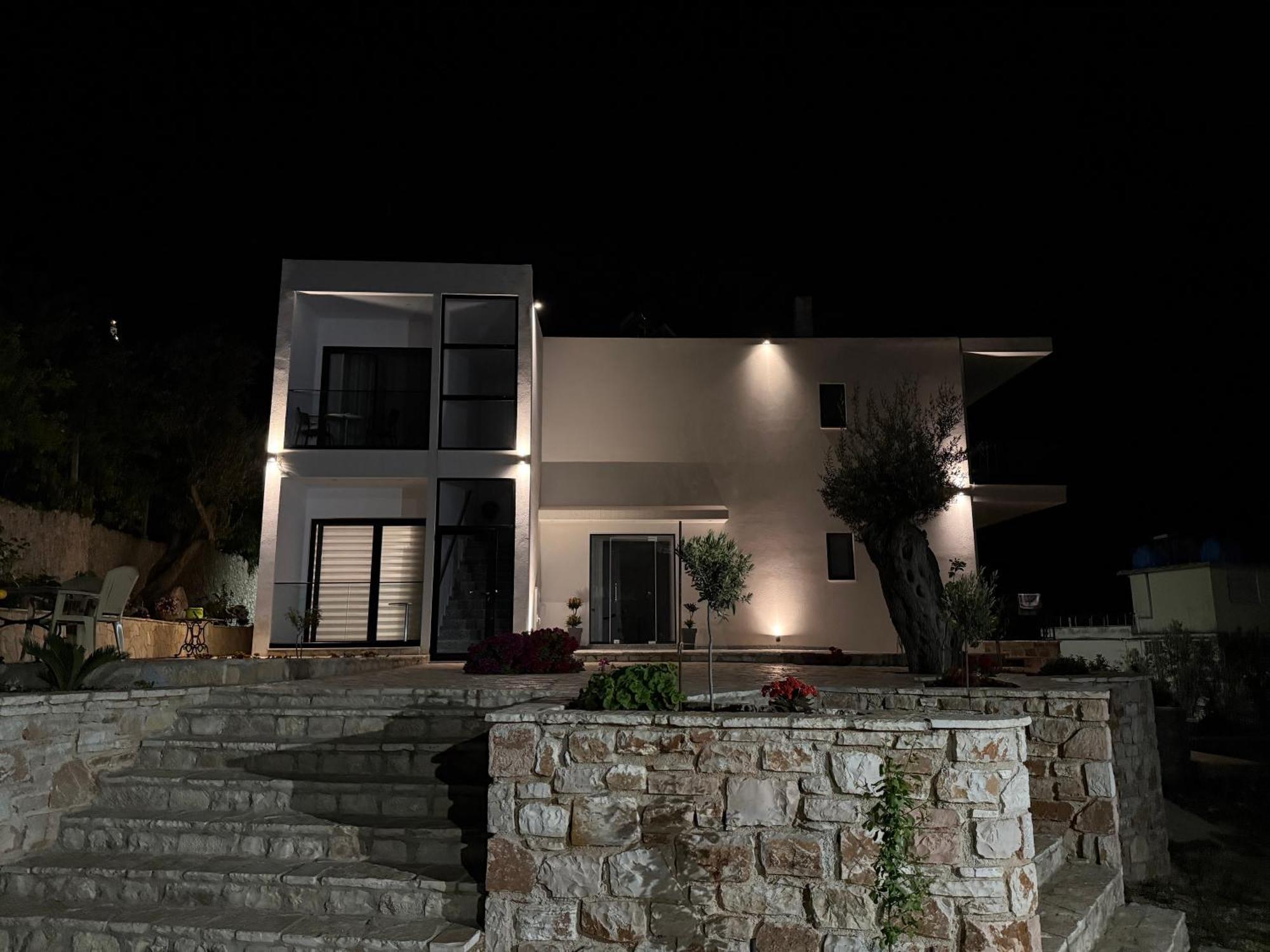 Villa Thomas Dhërmi 外观 照片